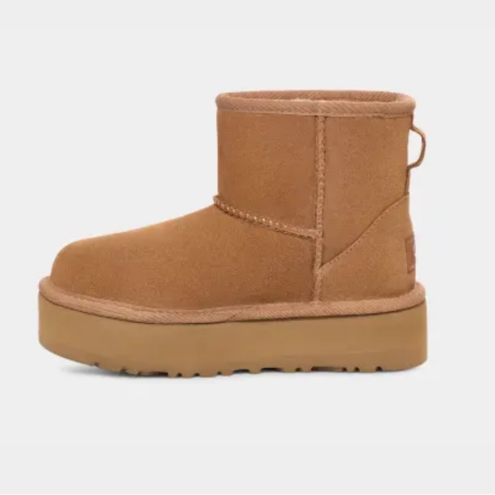 NWT UGG Classic Mini Platform Chestnut Size Y5/Women 6.5 - Picture 3 of 16